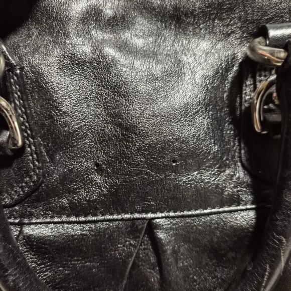 Coach Ashley Black Pebbled Leather Satchel Bag | Purple Lining | F15445 - Picture 4 of 11